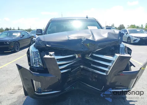 2018 Cadillac Escalade Luxury из США, поврежденный, VIN 1GYS3BKJ4JR247594